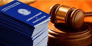 Imagens com gráficos e dados